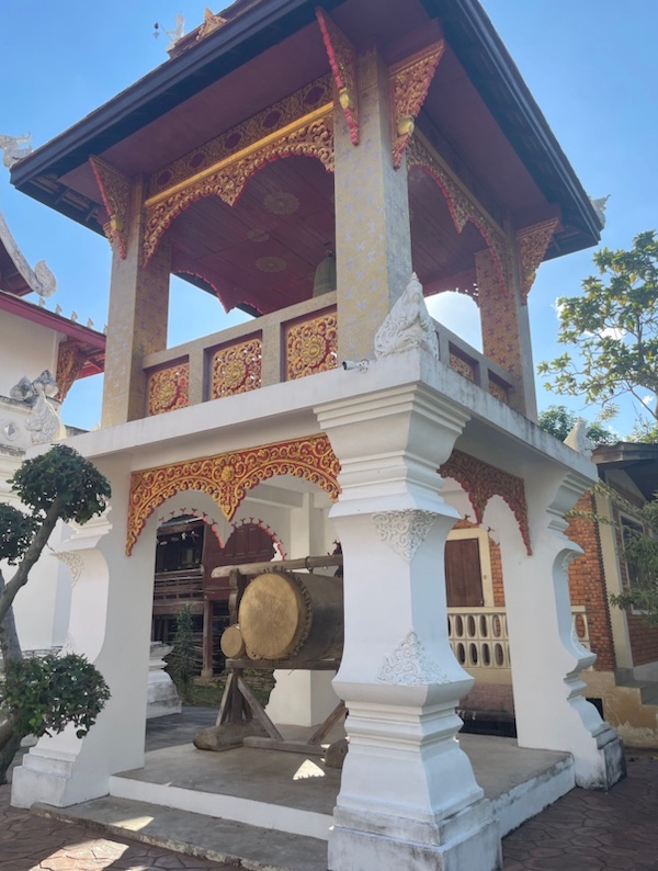 Wat Pratu Pong, a small Buddhist temple in Lampang, Northern Thailand, with traditional Lanna architecture.