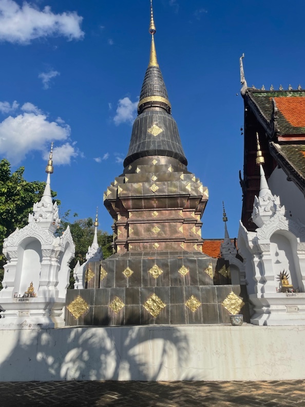 Wat Pratu Pong, a small Buddhist temple in Lampang, Northern Thailand, with traditional Lanna architecture.