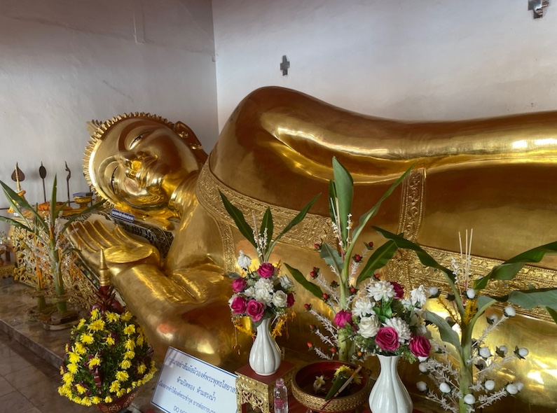 Wat Kaew Don Tao Suchadaram is the main Buddhist temple in Lampang, Northern Thailand, and is beautiful