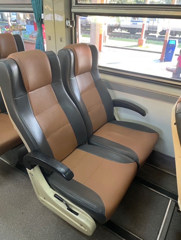 Our comfortable second class carriage on the train from Chiang Mai to Lampang ​(the train continued all the way to Bangkok)
