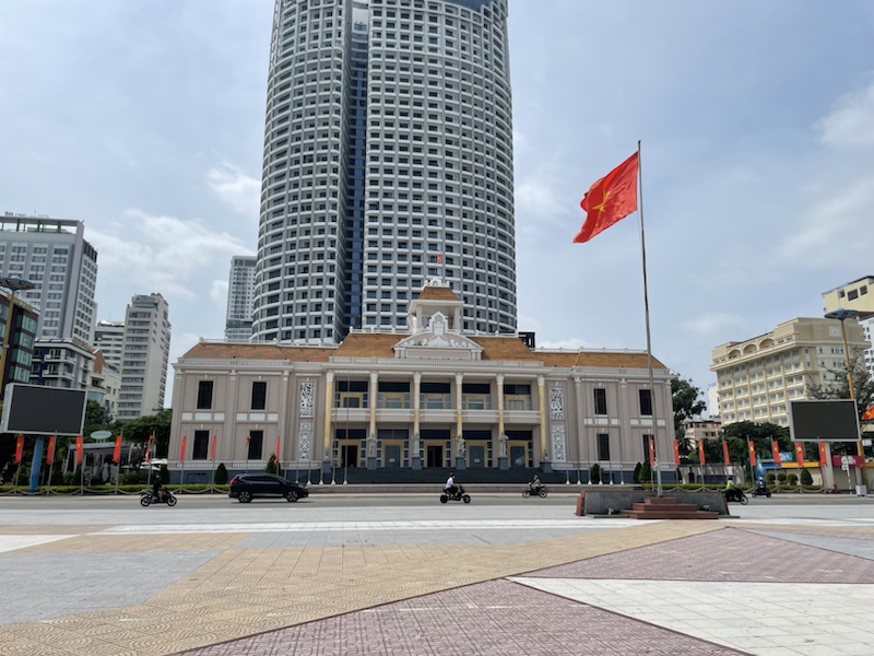 The Trung tâm Hội nghị tỉnh Khánh Hòa convention centre, Nha Trang, Vietnam, which had live music outside later in the evening.