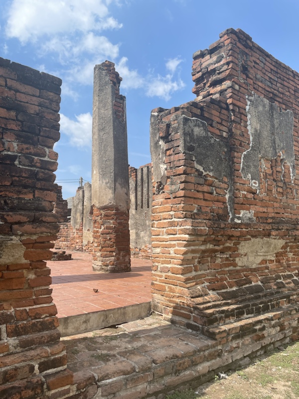 Wat Indra, one of the many small temples that are now in ruins and are scattered around Lopburi​