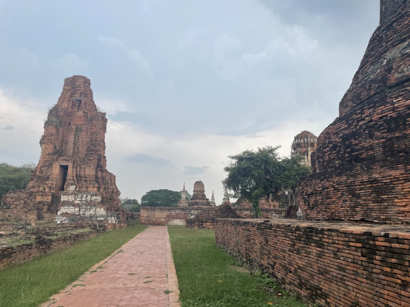 Wat Mahathat is a vast ancient temple in Ayutthaya, Thailand, and its main distinguishing feature is Buddha’s head in a tree 