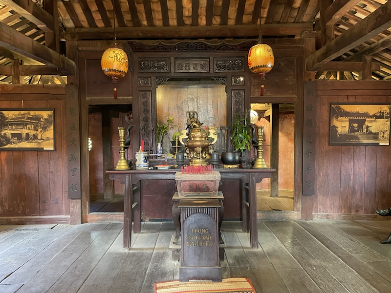 The Japanese Covered Bridge, Hoi An, Vietnam, incorporates a small temple