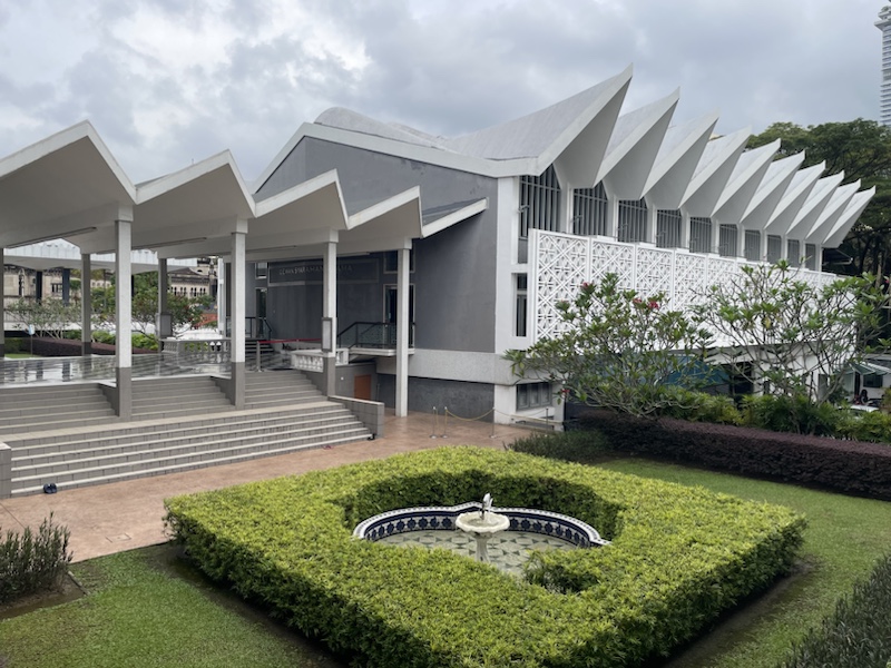 The National Mosque of Malaysia in Kuala Lumpur is vast, but beautiful 