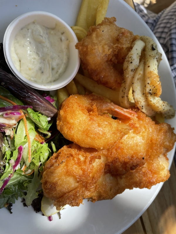 An alfresco lunch at Frankie's on Rotto, Rottnest, Perth, Western Australia