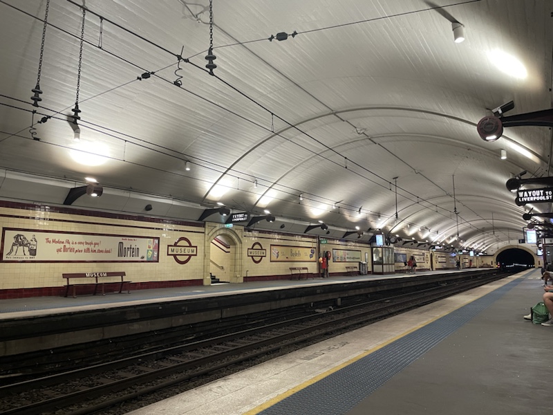 Museum Station in Sydney, NSW, Australia reminded me a lot of the London Underground ​