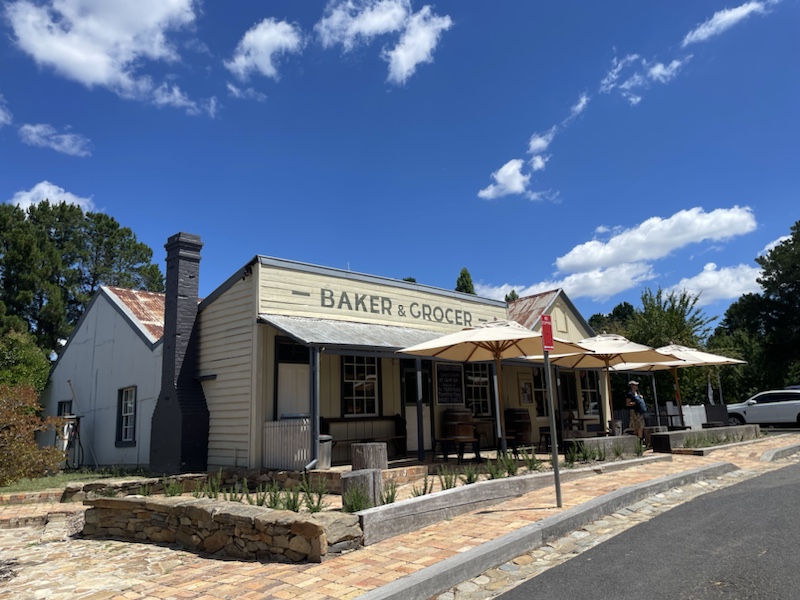 The quaint little former mining town of Hill End is interesting to visit, and you can learn about the history at the Hill End Heritage Centre